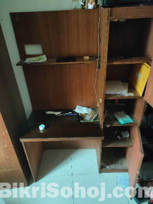 Wardrobe Table with Rolling Chair